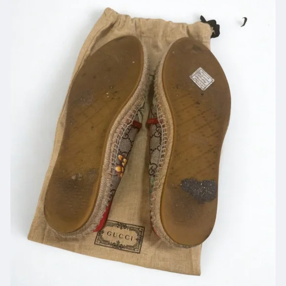 Gucci Beige and Red Espadrilles with Bird Motif - Picture 3 of 3
